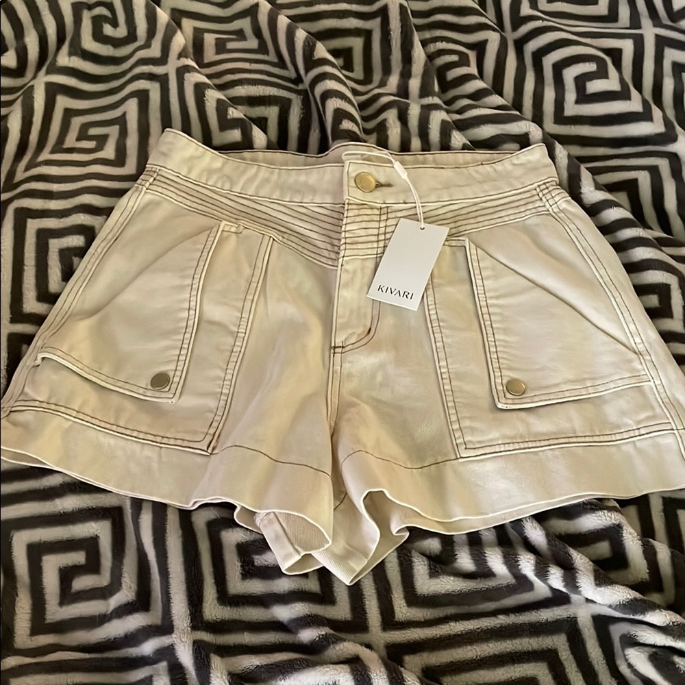 Kivari High Waist Cream Shorts